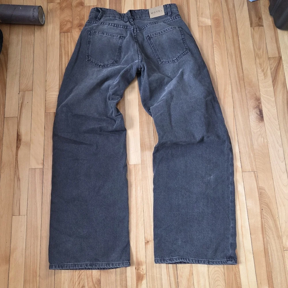 SOLD! Motel Rocks 26W 34L Black Faded Jeans - Picture 1 of 8